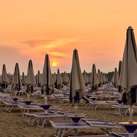 Daire Flat With Garden And Parking Bibione