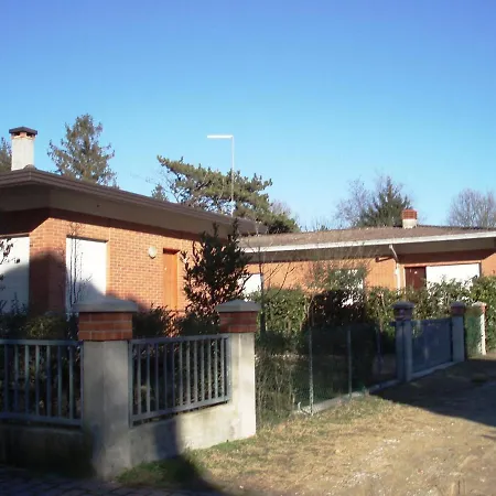 Flat With Garden And Parking * 比比翁