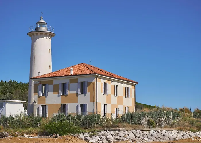 Flat With Garden And Parking *