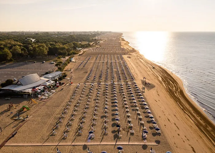 Flat With Garden And Parking Апартаменти *