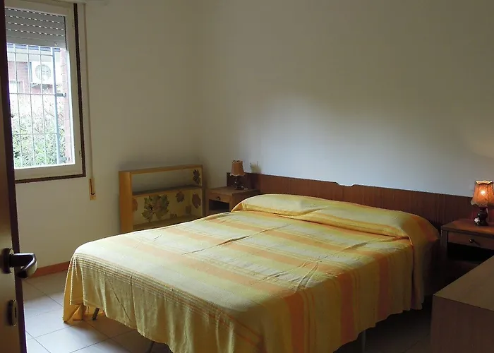 Flat With Garden And Parking 公寓 比比翁